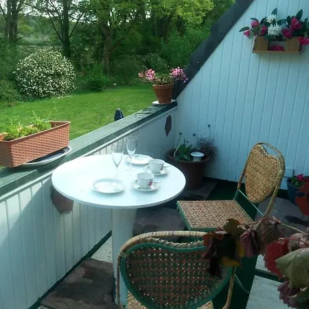 Zimmer Mit Gartenblick 住宿加早餐酒店 Wiedenborstel