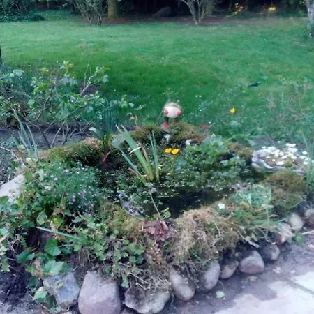 Zimmer Mit Gartenblick *