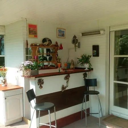 Zimmer Mit Gartenblick 住宿加早餐酒店 Wiedenborstel